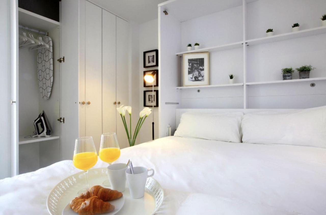 Precioso Apartamento Con Vistas Al Mar Y Piscinas Benalmadena Bagian luar foto